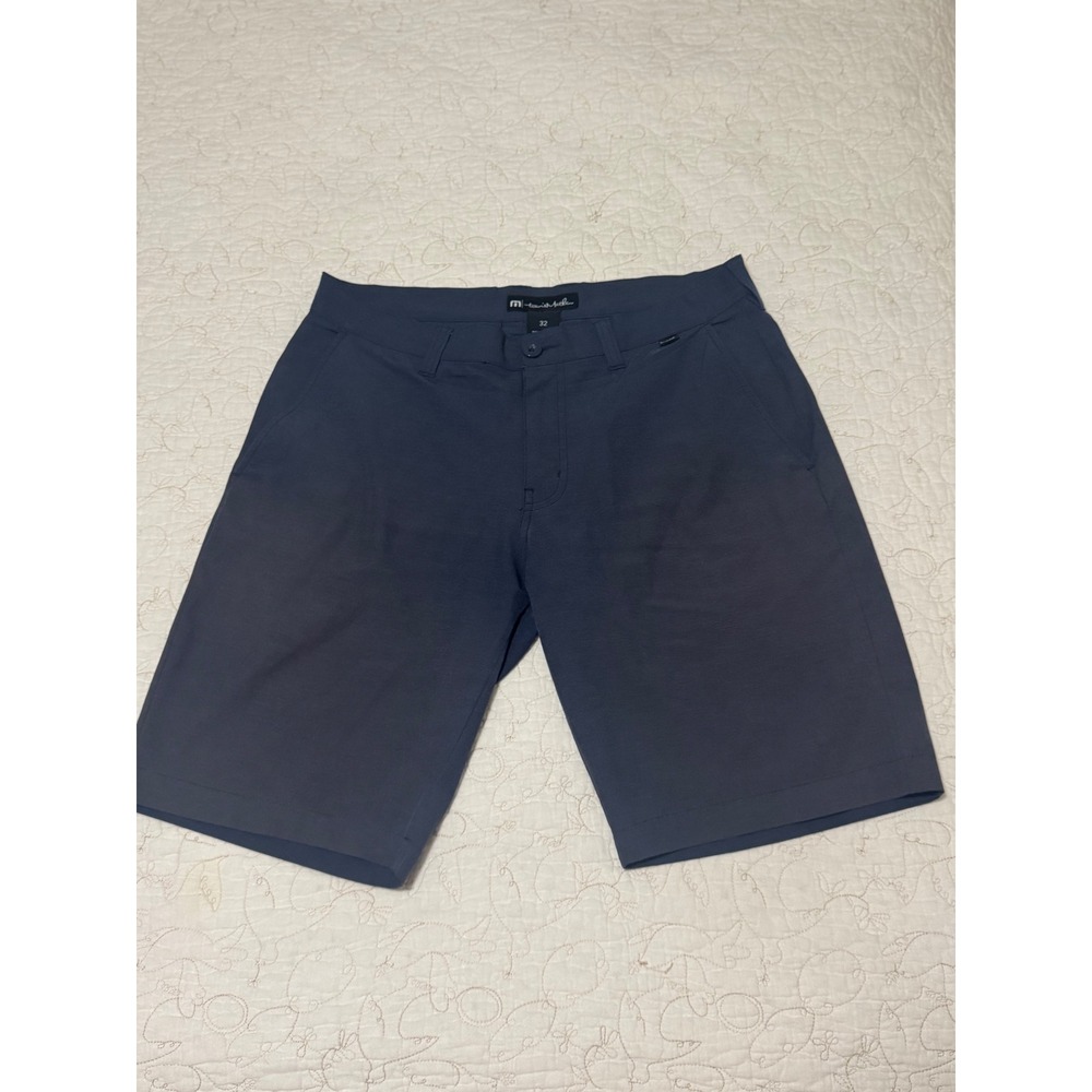 Travis Mathew 32 golf shorts slate blue stretch 81% poly hybrid 32x10